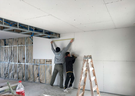 Estructura de pladur en construcción